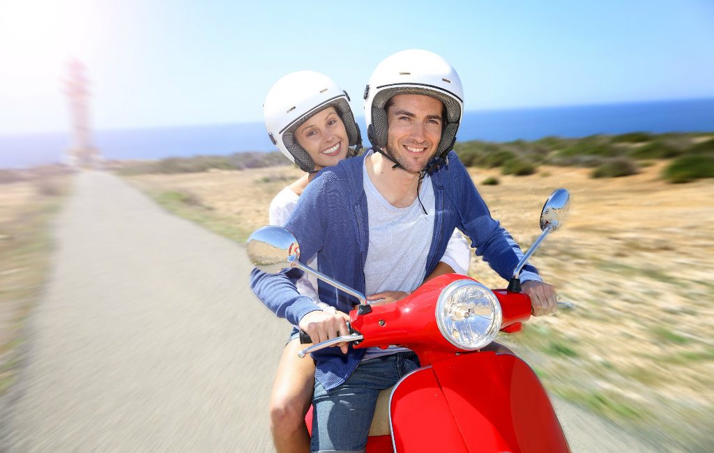 Motor en scooter rijden in Spanje
