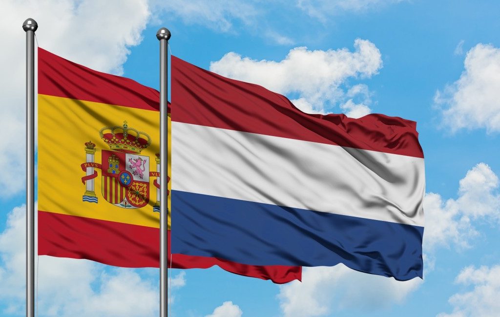 Waarom wordt Spanje genoemd in het Nederlands volkslied?